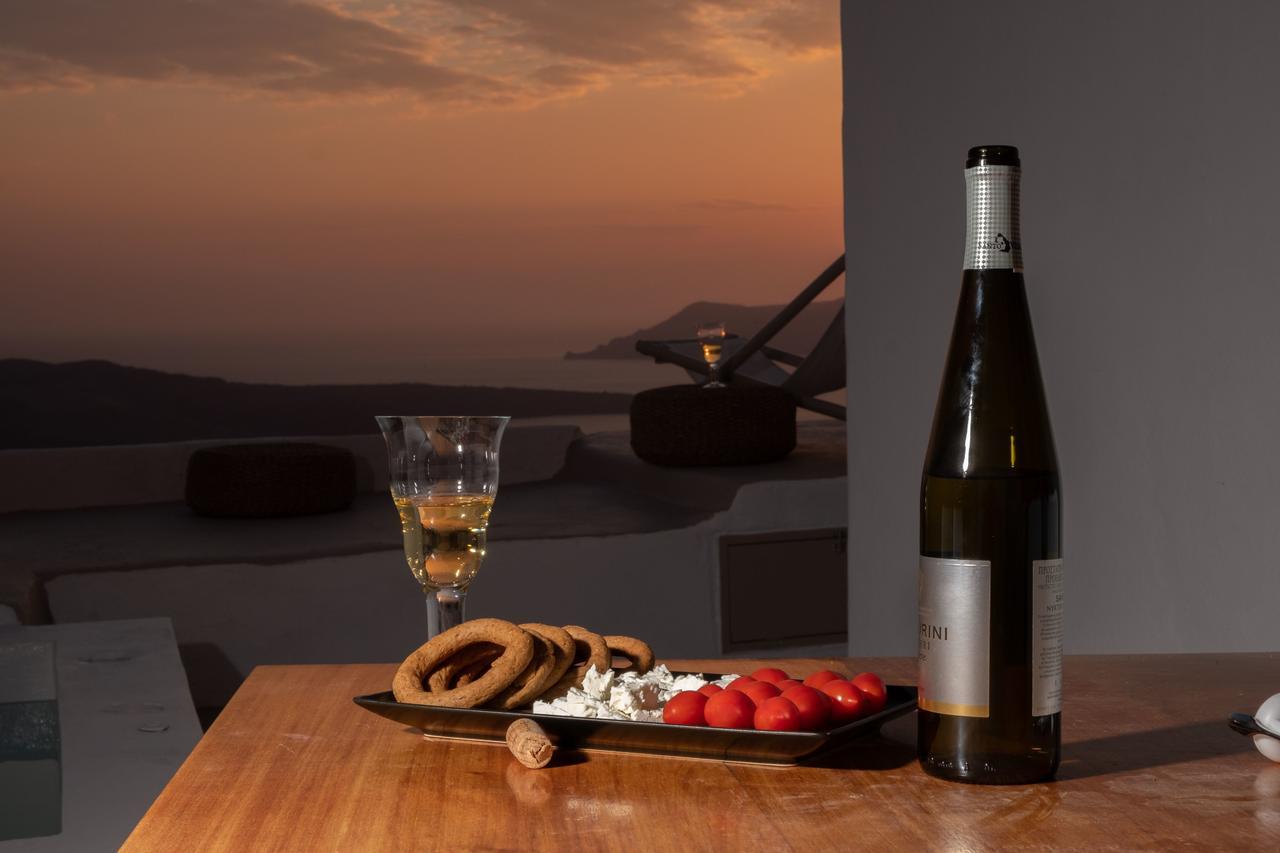 The Globe Suites Villa 费拉 外观 照片